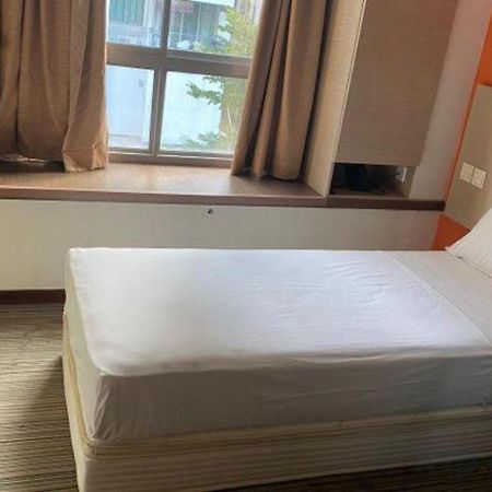 Hotel Reddoorz Premium @ Balestier à Singapour Extérieur photo