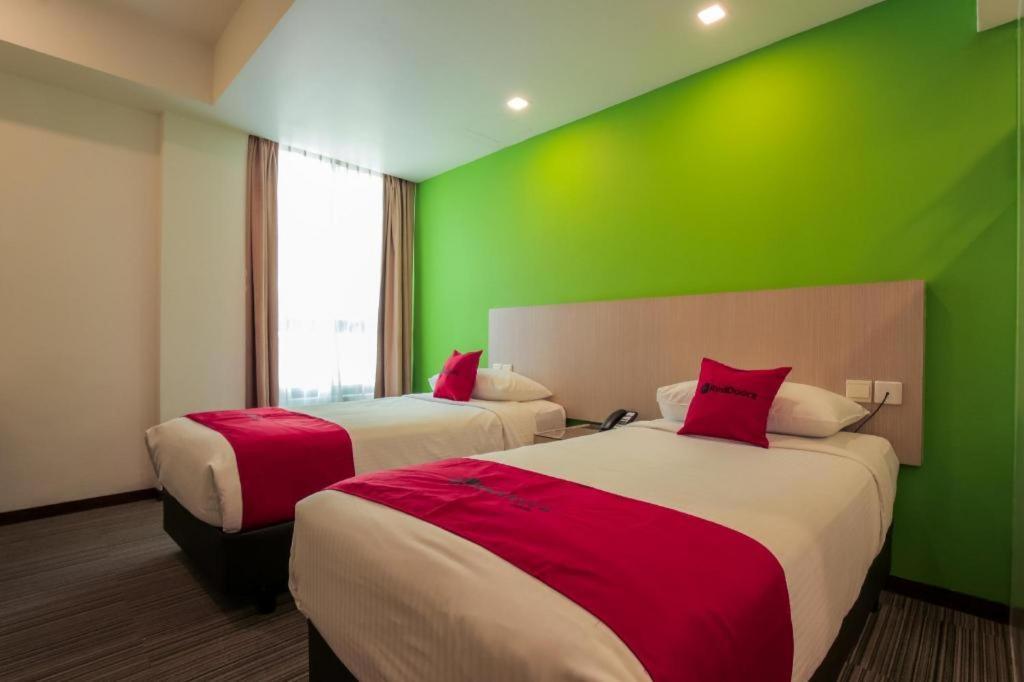 Hotel Reddoorz Premium @ Balestier à Singapour Extérieur photo