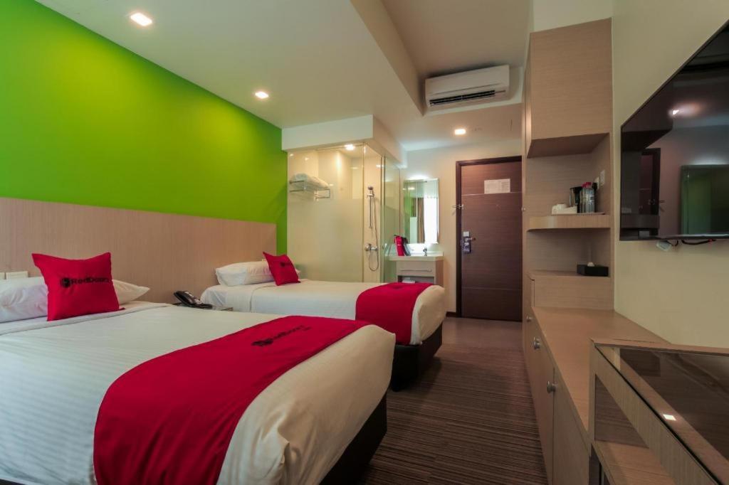 Hotel Reddoorz Premium @ Balestier à Singapour Extérieur photo