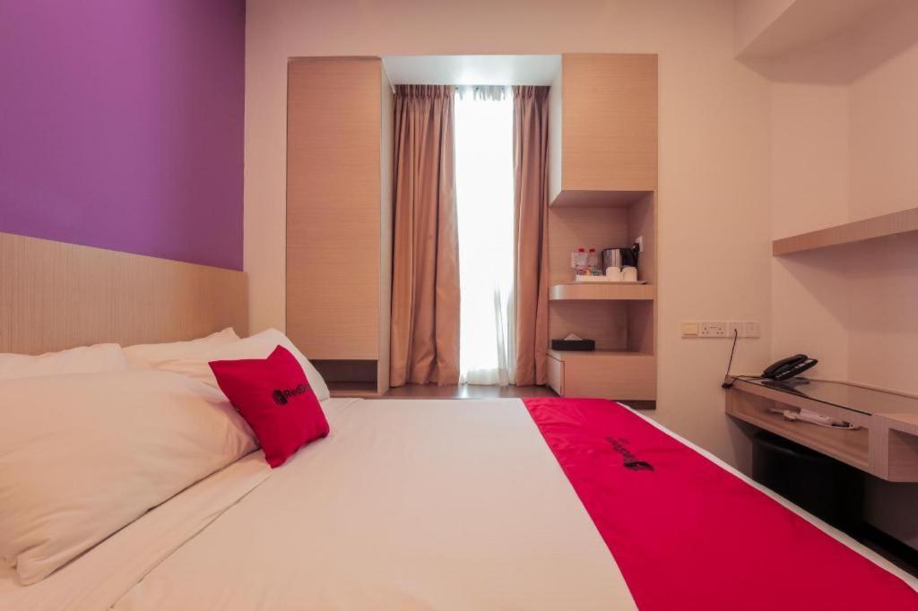 Hotel Reddoorz Premium @ Balestier à Singapour Extérieur photo