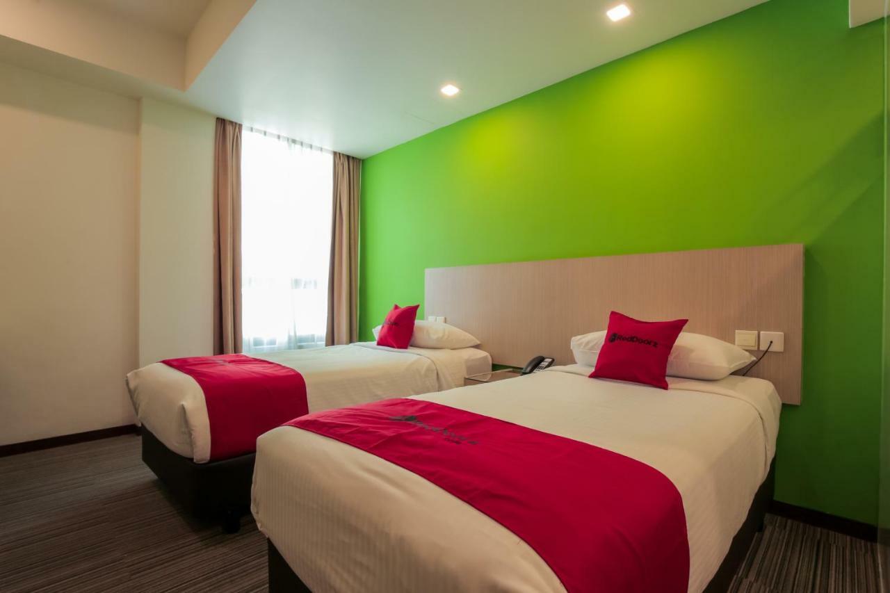 Hotel Reddoorz Premium @ Balestier à Singapour Chambre photo